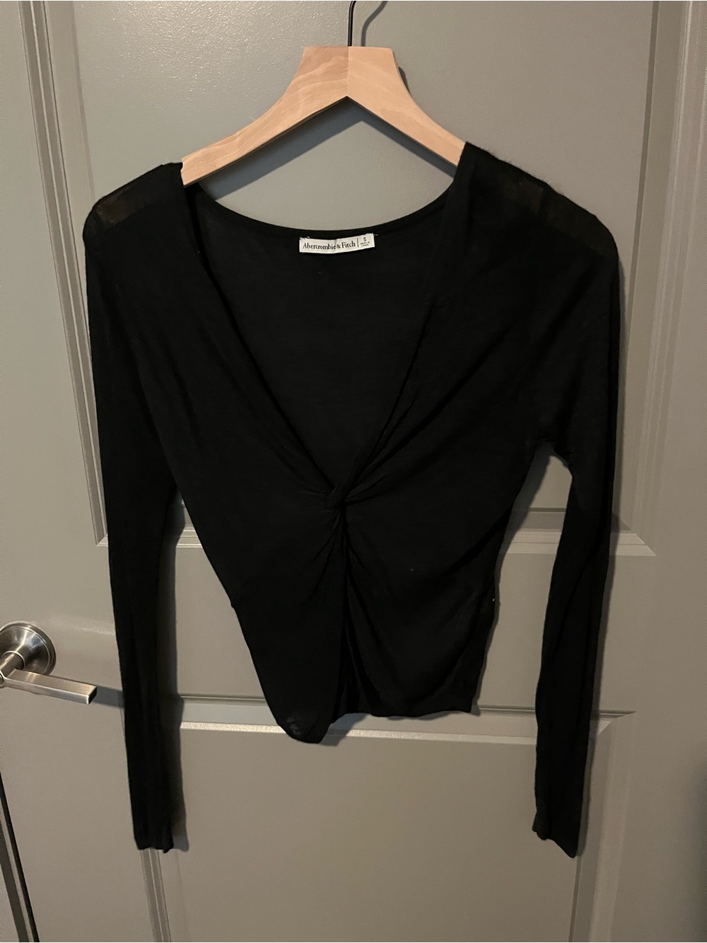 Abercrombie & Fitch Black Twist-Front Long Sleeve Tee